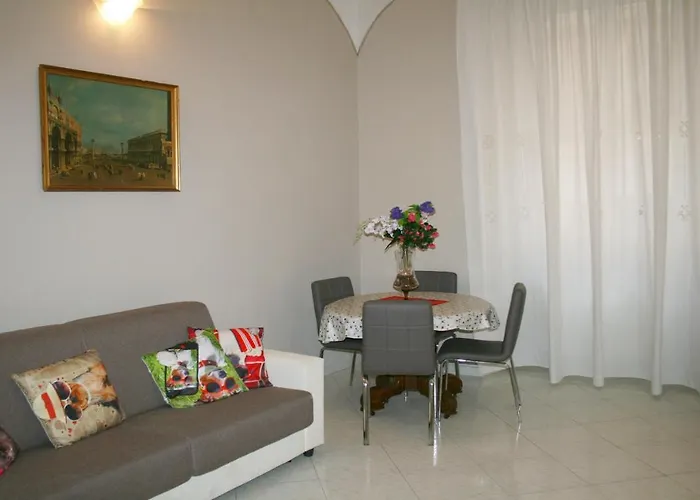 Montebello - Julia Apartment